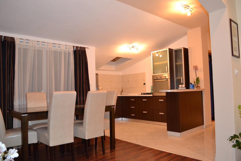 Apartments Danijela زادار الغرفة الصورة